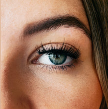 Lade das Bild in den Galerie-Viewer, JUlook. Brave