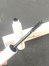 Lade das Bild in den Galerie-Viewer, JUlook. Mascara Clear