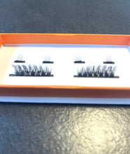 Lade das Bild in den Galerie-Viewer, JUlook. Clear