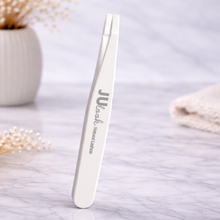 Lade das Bild in den Galerie-Viewer, JUlook. Pinzette