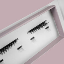 Lade das Bild in den Galerie-Viewer, JUlook. Lovely