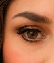 Lade das Bild in den Galerie-Viewer, JUlook. Limited 26
