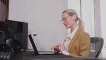 Laden und Abspielen von Videos im Galerie-Viewer, Magnetwimpern Set Natürlich - 4 Teile Bundle
